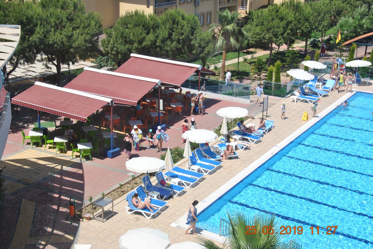 imagini hotel LONICERA RESORT